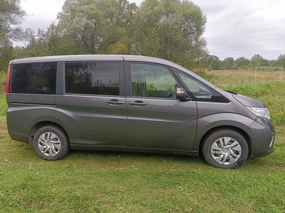 2019 Honda Stepwgn V Рестайлинг, фиолетовый, 2380000 рублей - вид 1