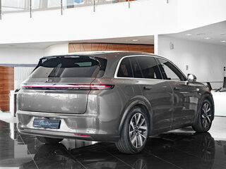 2025 Li Auto (Lixiang) L7 52.3 kWh I Рестайлинг, серый, 9790000 рублей, вид 3