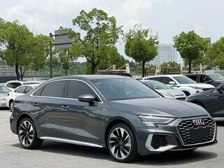 2023 Audi A3 35 TFSI Long IV (8Y), серый, 1890000 рублей, вид 3