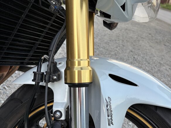 2008 Honda CB 600F Hornet, белый, 600000 рублей - вид 12