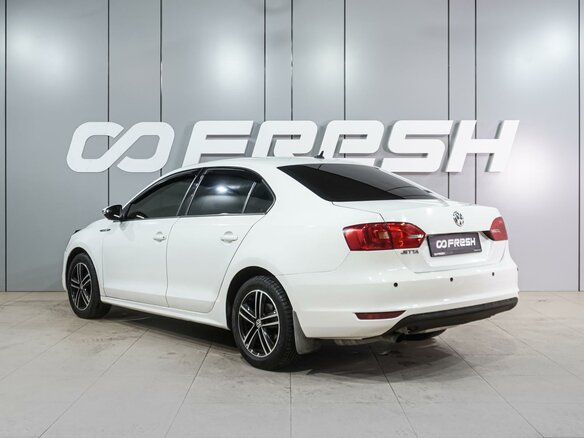 2014 Volkswagen Jetta VI, белый - вид 1