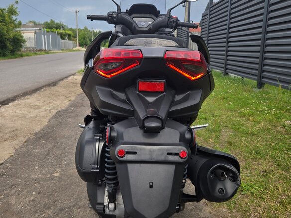 2025 Yamaha XMAX, чёрный, 750000 рублей - вид 7