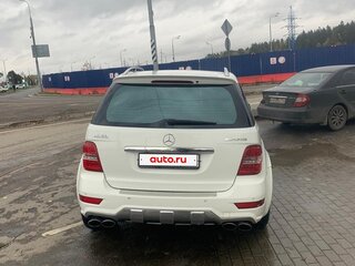 2010 Mercedes-Benz M-Класс AMG 63 AMG II (W164) Рестайлинг, белый, 2100000 рублей, вид 4