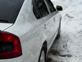 2012 Skoda Octavia II (A5) Рестайлинг, белый, 780000 рублей, вид 4