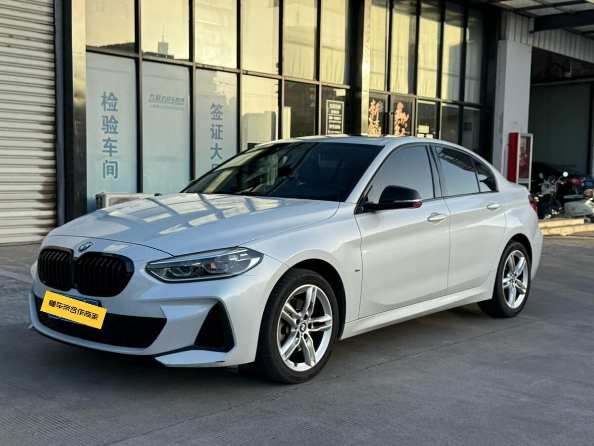 Открыть фотографии: BMW 1 серии III (F52) Рестайлинг