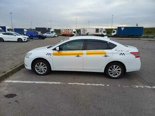 2015 Nissan Sentra VII (B17), белый, 700000 рублей, вид 4