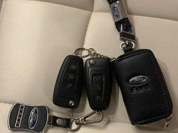 2012 Ford Focus III, чёрный, 800000 рублей - вид 17
