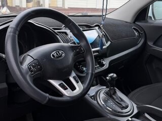 2013 Kia Sportage III, белый, 1600000 рублей, вид 4