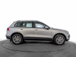 2013 Volkswagen Touareg II, серебристый, 1878500 рублей, вид 4