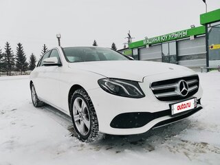 2017 Mercedes-Benz E-Класс 200 V (W213, S213, C238), белый, 2800000 рублей, вид 2