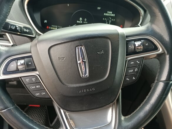 2019 Lincoln Nautilus I, чёрный, 2850000 рублей - вид 9