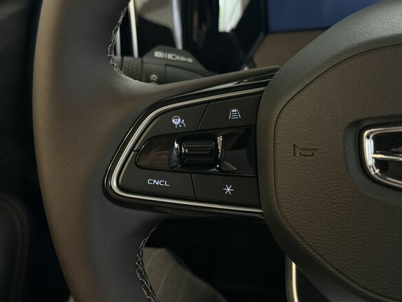 2026 Geely Monjaro (Xingyue L) I Рестайлинг 2 (China Market), чёрный - вид 9