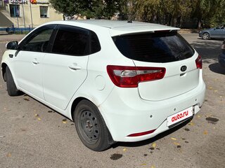 2013 Kia Rio III, белый, 570000 рублей, вид 2