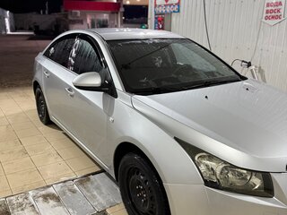 2011 Chevrolet Cruze I, серебристый, 780000 рублей, вид 3