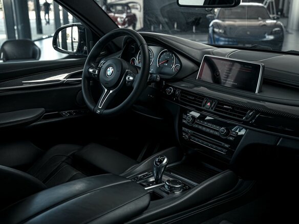 2016 BMW X6 M II (F86), голубой, 4044000 рублей - вид 9