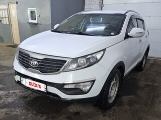2011 Kia Sportage III, белый, 880000 рублей, вид 3