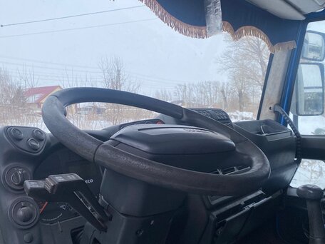 2011 Iveco EuroCargo, синий, 1850000 рублей, вид 3
