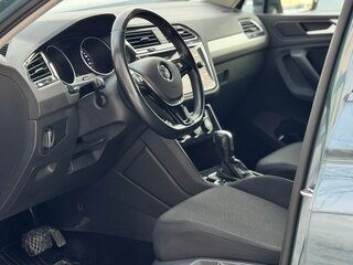 2019 Volkswagen Tiguan II, синий, 2340000 рублей, вид 4