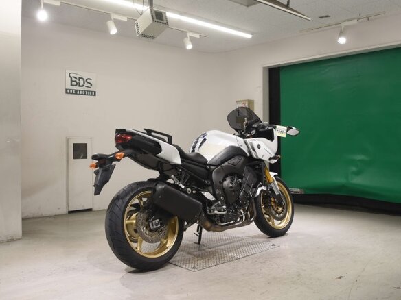 2014 Yamaha FZ8, белый, 599000 рублей - вид 4
