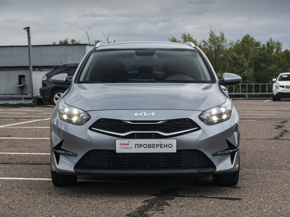 2022 Kia Ceed III Рестайлинг, серый - вид 1