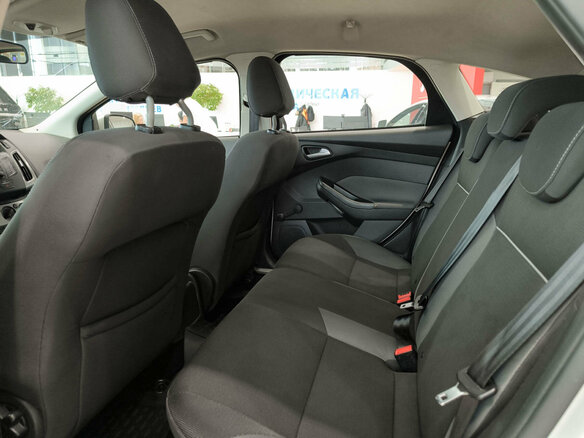 2013 Ford Focus III, серебристый - вид 11