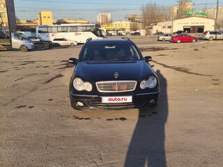 2004 Mercedes-Benz C-Класс 220 II (W203) Рестайлинг, чёрный, 420000 рублей, вид 2