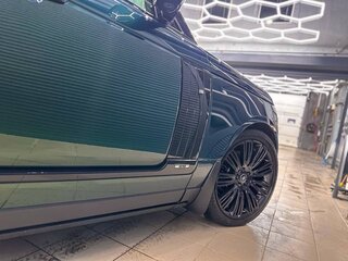 2020 Land Rover Range Rover Long IV Рестайлинг, зелёный, 9690000 рублей, вид 4