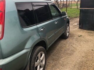 2002 Nissan X-Trail I, зелёный, 600000 рублей, вид 2