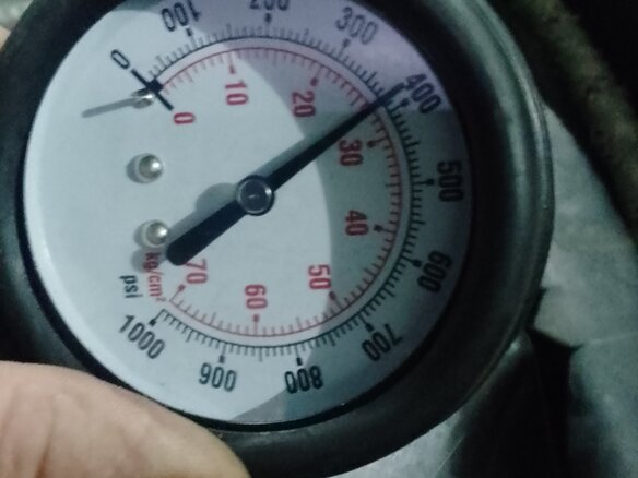 2000 Mazda Bongo IV, белый, 400000 рублей - вид 10