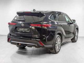 2023 Toyota Highlander IV (XU70), чёрный, 4165000 рублей, вид 5