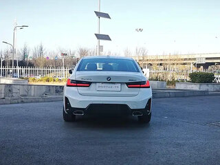2024 BMW 3 серии 320i VII (G2x) Рестайлинг, белый, 3910000 рублей, вид 4