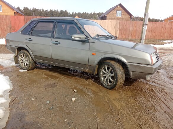 2002 Lada (ВАЗ) 21099, серый, 115000 рублей - вид 10