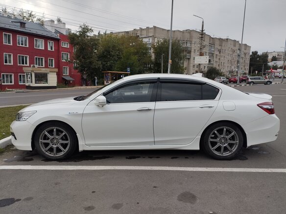 2017 Honda Accord IX Рестайлинг, белый, 2000000 рублей - вид 13