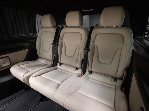 2026 Mercedes-Benz V-Класс Extra Long 300 d экстра длинный III (W447) Рестайлинг 2, чёрный, 14500000 рублей - вид 10