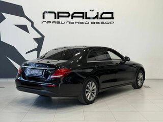 2018 Mercedes-Benz E-Класс 200 V (W213, S213, C238), чёрный, 1869900 рублей, вид 5