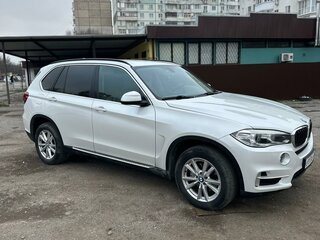 2017 BMW X5 25d III (F15), белый, 3850000 рублей, вид 4