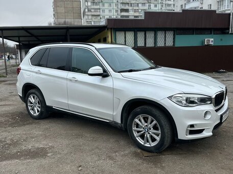 2017 BMW X5 25d III (F15), белый, 3950000 рублей, вид 4