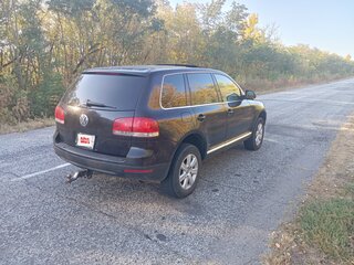 2004 Volkswagen Touareg I, чёрный, 750000 рублей, вид 4