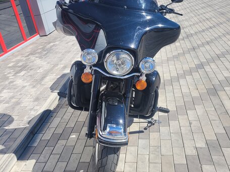 2005 Harley-Davidson Electra Glide, чёрный, 700000 рублей, вид 1