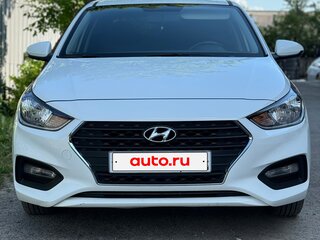 2017 Hyundai Solaris II, белый, 1400000 рублей, вид 1