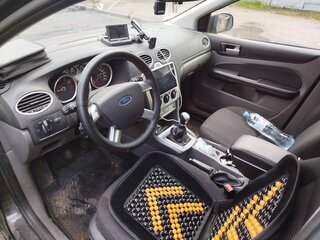 2010 Ford Focus II Рестайлинг, чёрный, 450000 рублей, вид 5