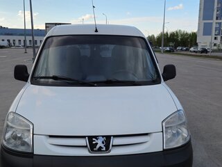 2010 Peugeot Partner I Рестайлинг, белый, 399900 рублей, вид 1