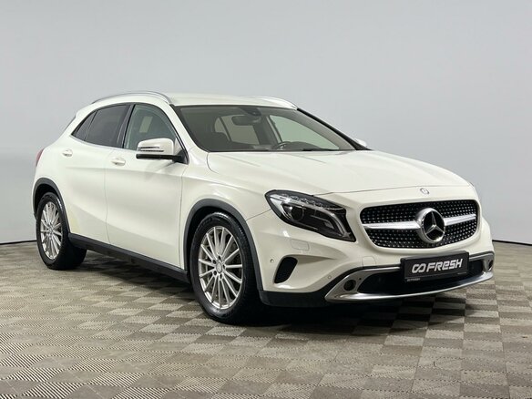 2014 Mercedes-Benz GLA 200 I (X156), белый, 1539900 рублей