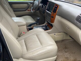 2003 Toyota Land Cruiser 100 Series Рестайлинг 1, чёрный, 2400000 рублей, вид 4