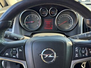 2011 Opel Astra J, белый, 670000 рублей, вид 5