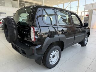 2026 Lada (ВАЗ) Niva Travel I Рестайлинг, чёрный, 1419000 рублей, вид 4