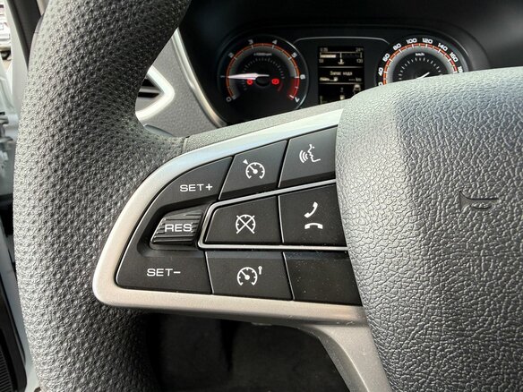 2026 Lada (ВАЗ) Vesta SW I Рестайлинг (NG), белый, 1815000 рублей - вид 12
