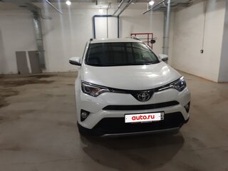 2017 Toyota RAV4 IV (XA40) Рестайлинг, белый, 3500000 рублей, вид 2