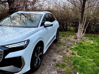 2023 Audi Q4 e-tron 45 I, белый, 3000000 рублей, вид 3