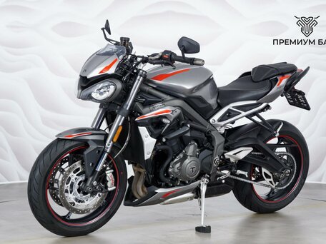 2021 Triumph Street Triple, серый, 895000 рублей, вид 3